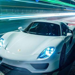 Porsche 918 iPhone wallpaper