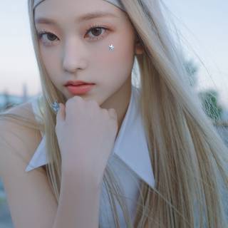 NewJeans Haerin wallpaper