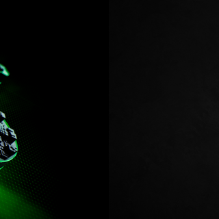 Green dual monitor wallpaper
