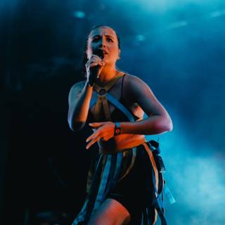 Alice Merton wallpaper