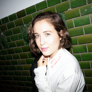 Alice Merton wallpaper