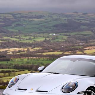 Porsche GT3 iPhone wallpaper