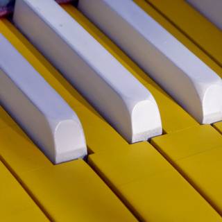 Piano iPhone wallpaper