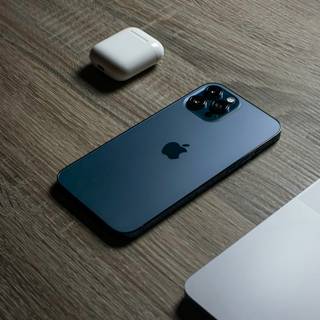 Apple gadgets wallpaper