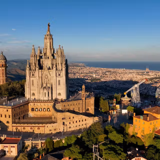 Autumn Barcelona wallpaper