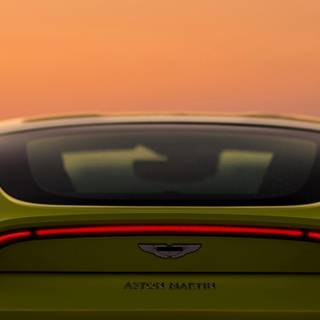 Aston Martin 4k iPhone wallpaper
