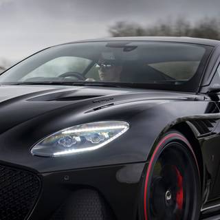 Aston Martin 4k iPhone wallpaper