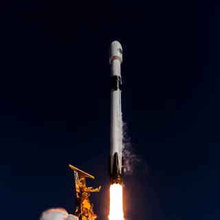 SpaceX iPhone wallpaper
