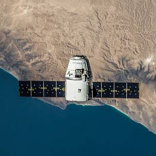 SpaceX iPhone wallpaper