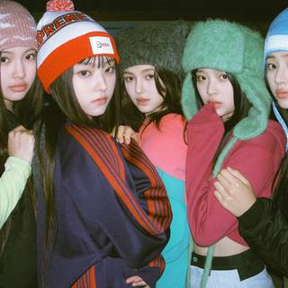 NewJeans desktop wallpaper