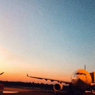 Aviation iPhone wallpaper