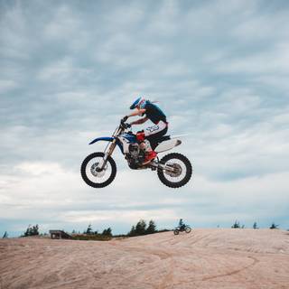 Motocross iPhone wallpaper