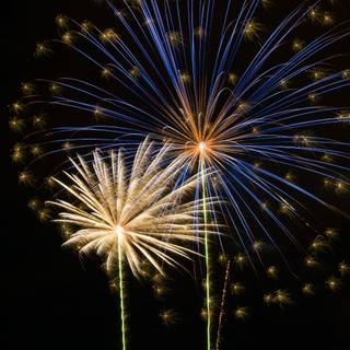 Fireworks iPhone wallpaper