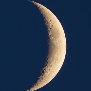 iPhone half moon wallpaper