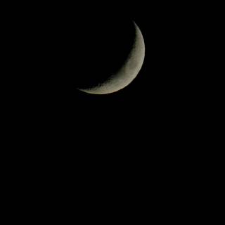 iPhone half moon wallpaper