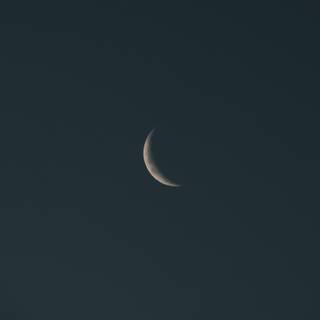 iPhone half moon wallpaper