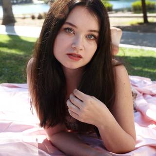 Alison Thornton wallpaper