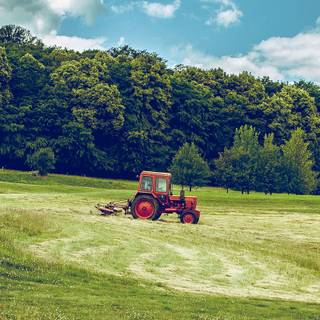 Tractor iPhone wallpaper