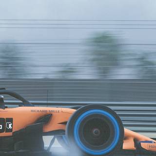 McLaren F1 iPhone wallpaper