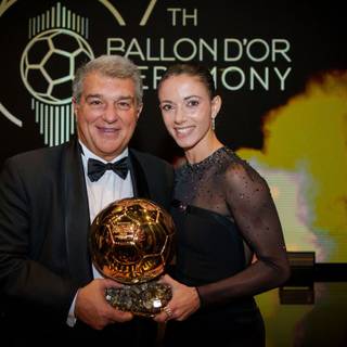 Aitana Bonmatí Ballon D'Or 2023 wallpaper