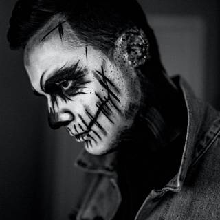 Disturbing face wallpaper