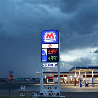 Winter gas station wallpaper