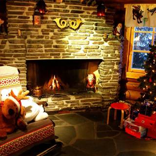 Christmas fire place wallpaper