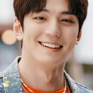 The Heavenly Idol wallpaper