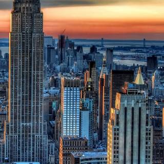 iPhone 14 Plus New York 4k wallpaper