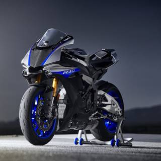 Sport bike 4k wallpaper
