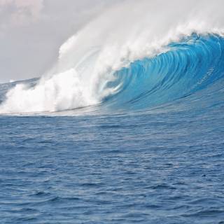 Tsunami 4k wallpaper