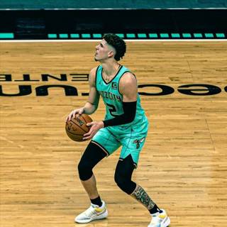 Lamelo Ball iPhone wallpaper