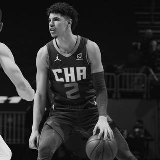 Lamelo Ball iPhone wallpaper