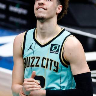 Lamelo Ball iPhone wallpaper