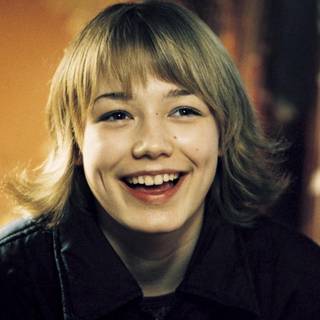 Lilya 4-ever wallpaper