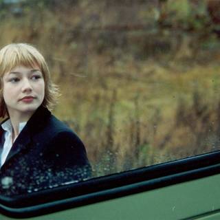 Lilya 4-ever wallpaper