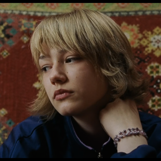 Lilya 4-ever wallpaper