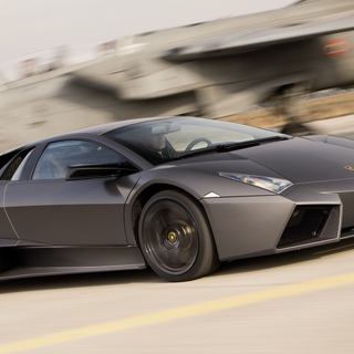 Car dual monitor wallpaper