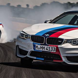 Car dual monitor wallpaper