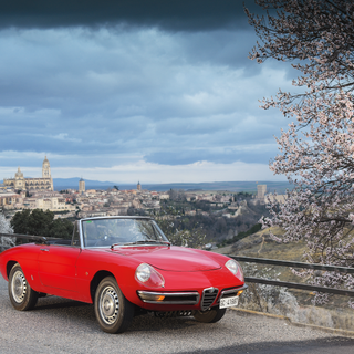 Alfa Romeo Spider wallpaper