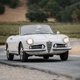 Alfa Romeo Spider wallpaper