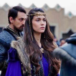 Gunseli Hatun wallpaper