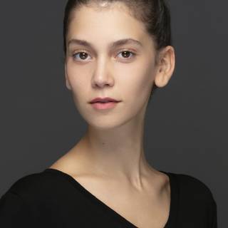 Gunseli Hatun wallpaper