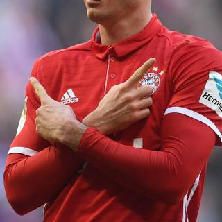 Lewandowski phone wallpaper