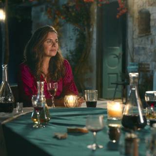 Faraway Netflix wallpaper