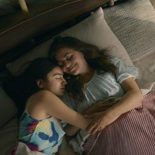 Faraway Netflix wallpaper