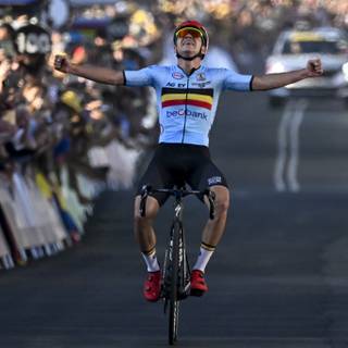 Remco Evenepoel wallpaper