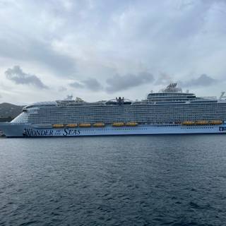 Wonder of the Seas wallpaper