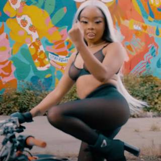 Lola Brooke wallpaper