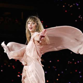 Taylor Swift computer Eras Tour wallpaper